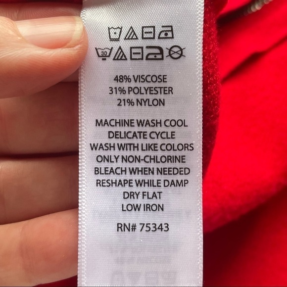 TaharI Women's Sweater – Bold Red Hue Red - Picture 10 of 12